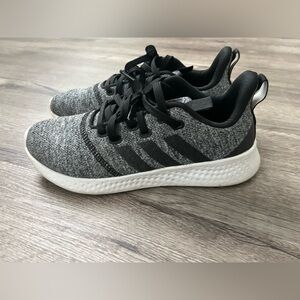 Adidas Women’s Tennis Shoes Sneakers 6.5